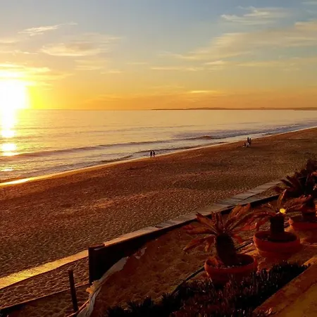 Oasis Retreat Апартаменты *